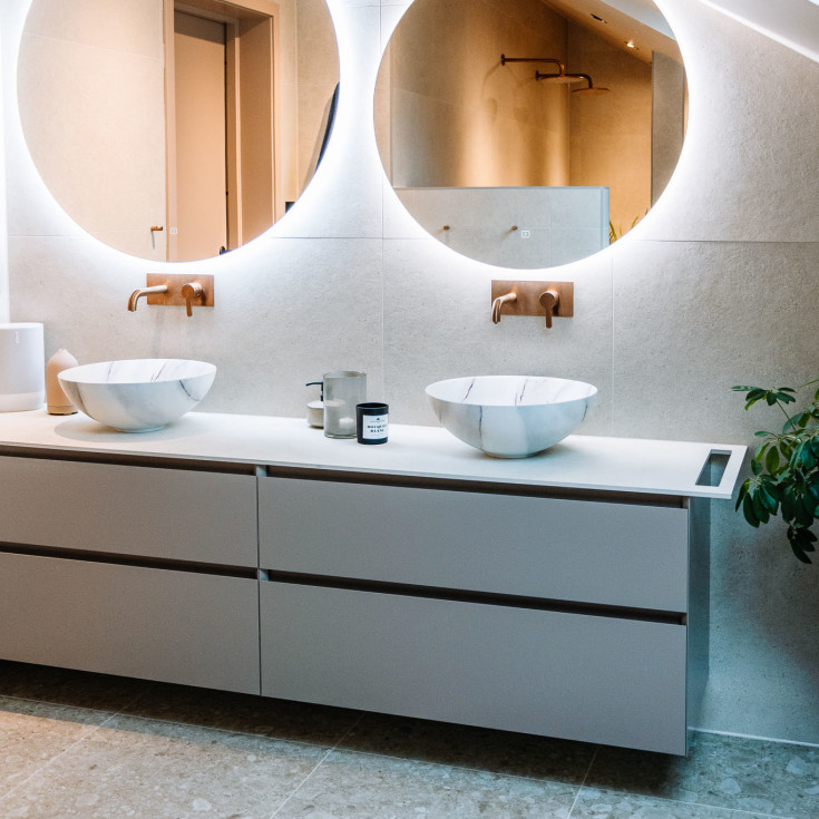 Korsbakken Loft servantskap, med 2 skuffer, soft-close, 119x46 cm, linen