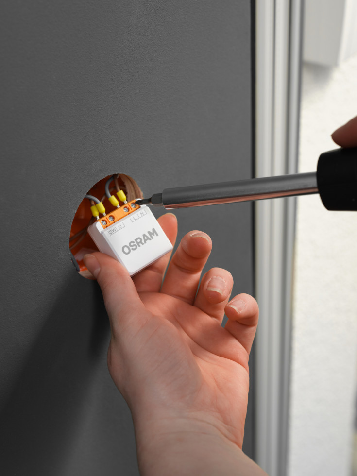 Osram Smart+ Wifi-relä för väggströmbrytare, 1-knapp