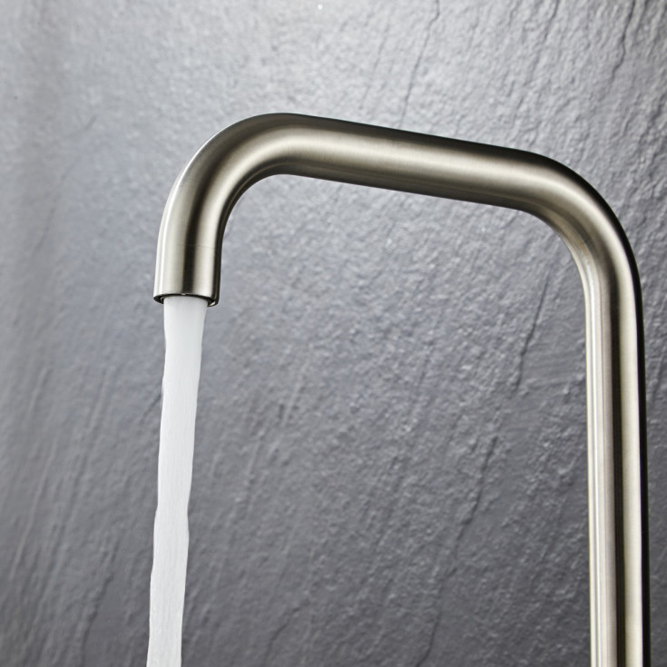 Zen Sanitary Køkkenarmatur Børstet Stål med høj svingbar tud