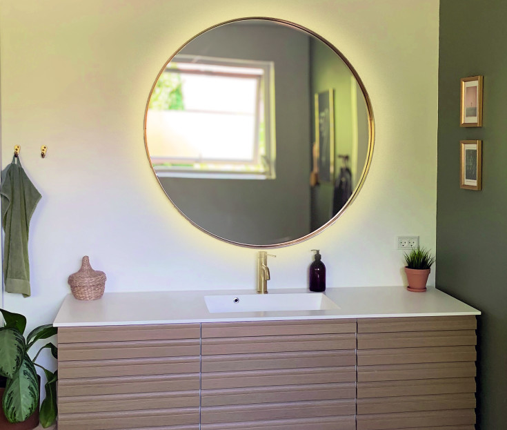 Kriss Halo Round spejl med lys, touch, Ø80 cm, guld