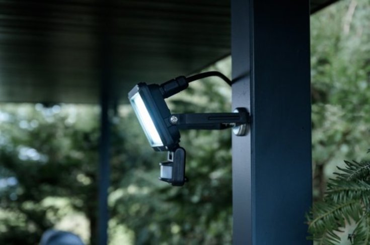 Brennenstuhl projektør LED med sensor, sort, 6500K, 20W