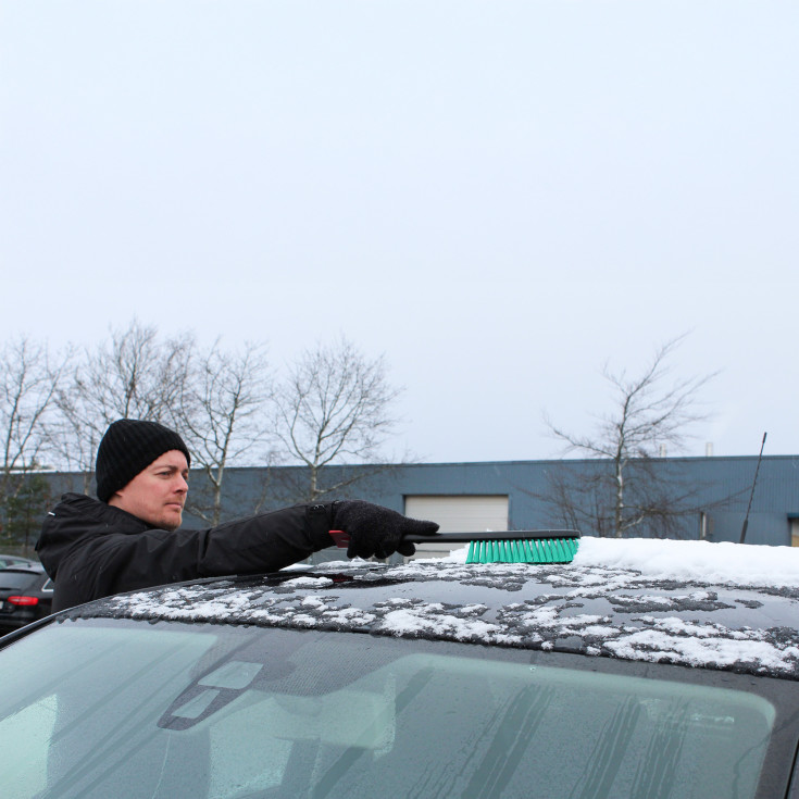 Vikan lang isskraber med snebørste, 45 cm, sort