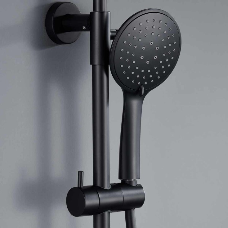 Bathlife Brusa badekarbatteri med dusjsett, matt sort