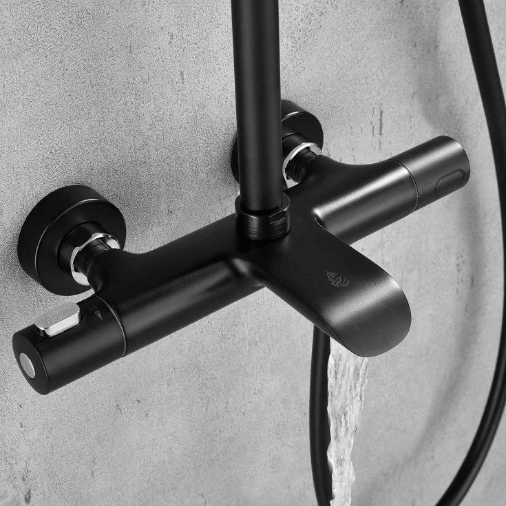 Bathlife Brusa badekarbatteri med dusjsett, matt sort