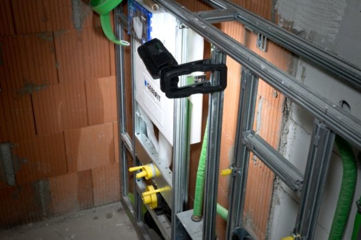 Brennenstuhl LED lampe clip, genopladelig, 10W