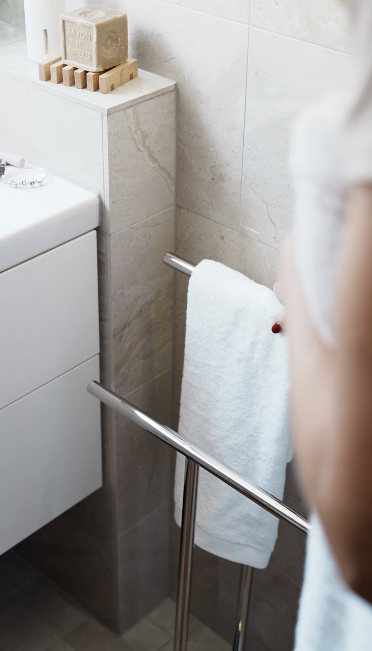 Smedbo Outline håndklædeholde, dobbelt, poleret rustfrit stål