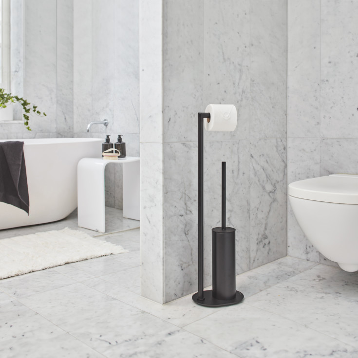Smedbo Outline toiletpapirholder med toiletbørste, sort