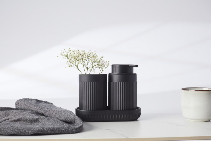 Beslagsboden Satin Square sæbeskål, sort