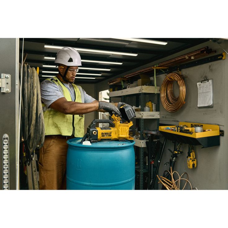 DEWALT 18V XR pumpe DCE050N-XJ, til vand og glycolmix