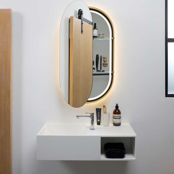 Loevschall Ovalt spejlskab 50x90 cm med ind- og udvendigt lys