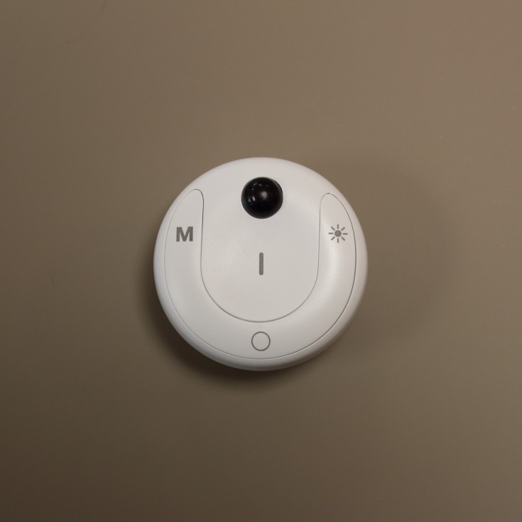 Loevschall Cue fjernbetjening med sensor, MultiWhite, hvid