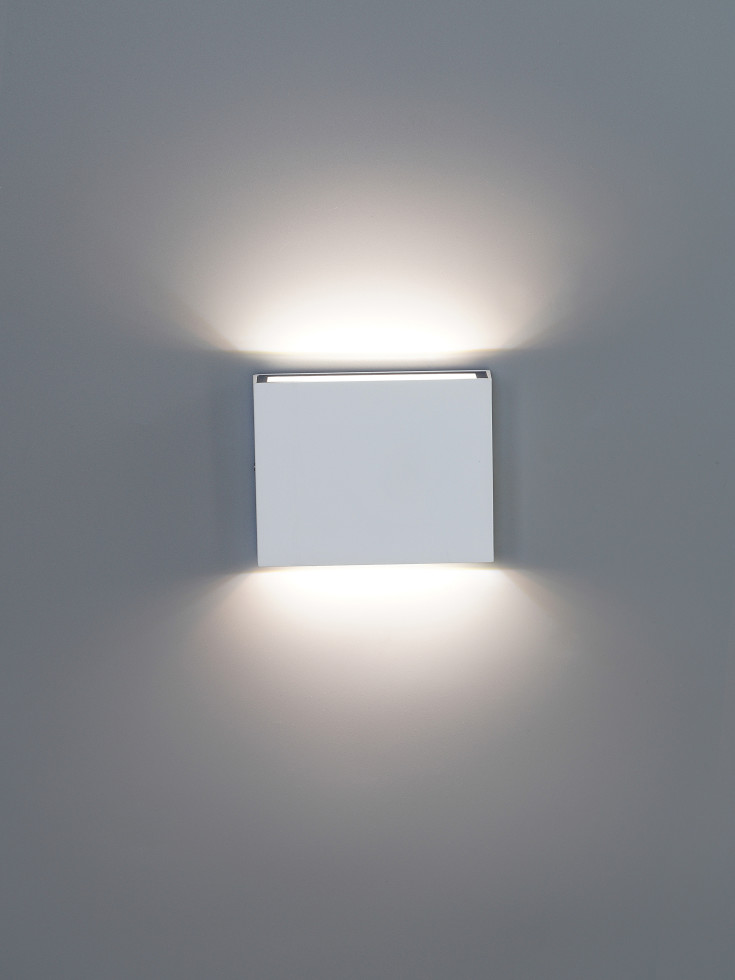 BARI Vägglampa Midi 2x5W CCT vit
