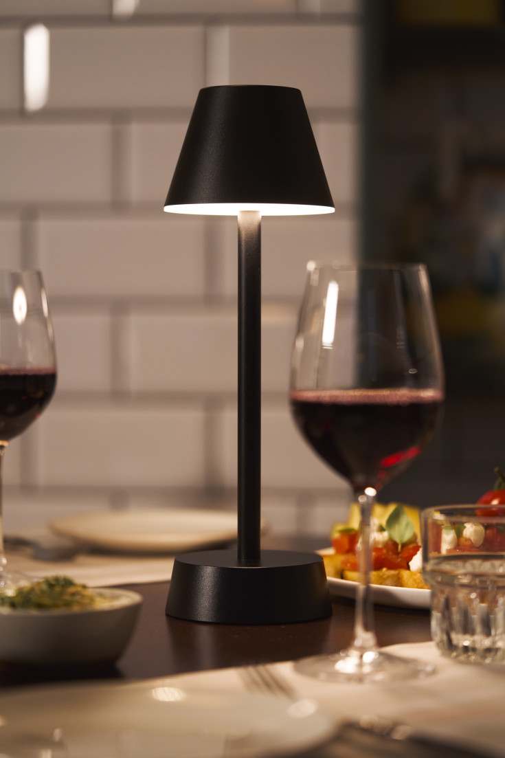 Duni Zelda genopladelig bordlampe, sort