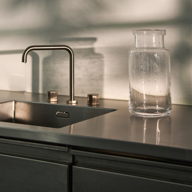 Toni Déca køkkenarmatur, børstet nikkel