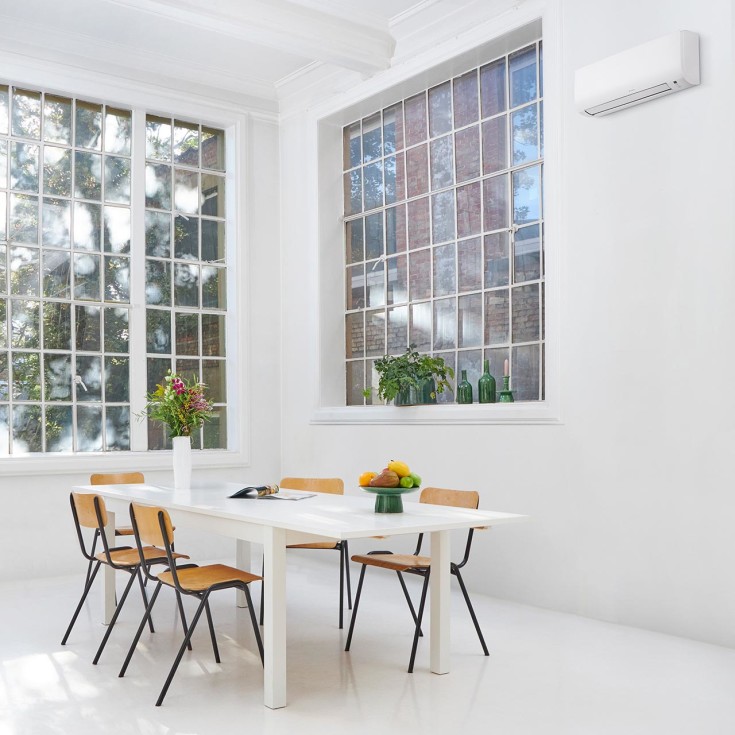 Daikin Comfora 71 luft til luft varmepumpesæt, 9 kW