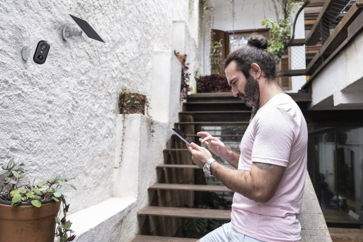 Osram Smart+ Wifi solcelle udendørs overvågningskamera