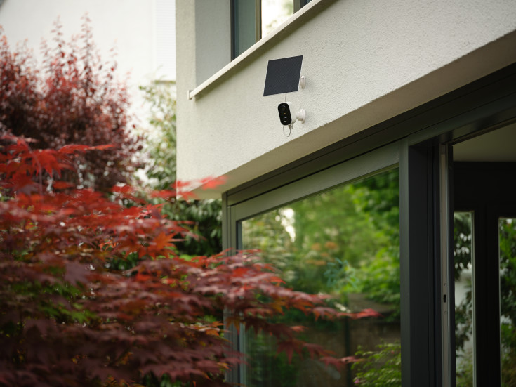 Osram Smart+ Wifi solcellebasert utendørs overvåkningskamera