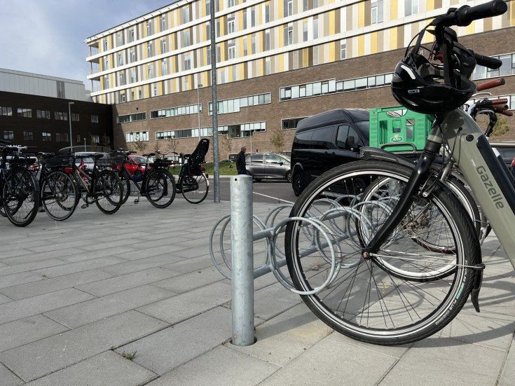 Cykelstativmodul t/5+5 cykler, 90 gr. cirkler, varmgalvaniseret