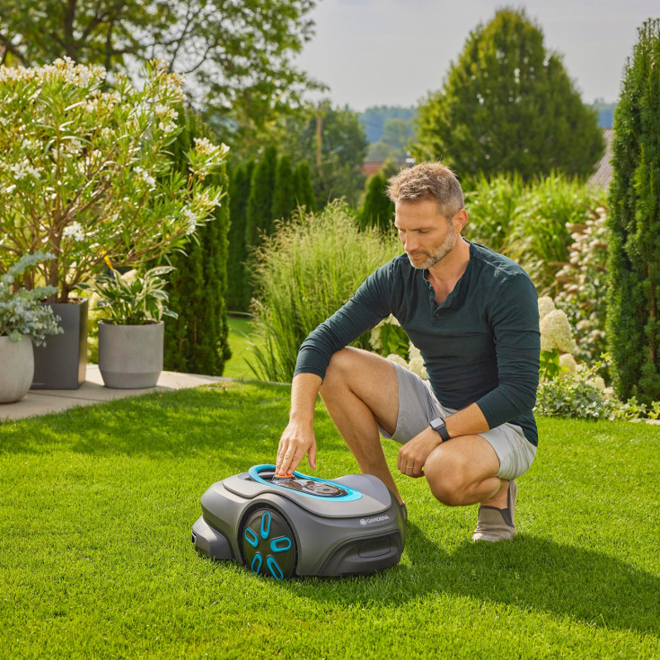 Gardena Sileno robotplæneklipper, med kabel, 1500m², grå