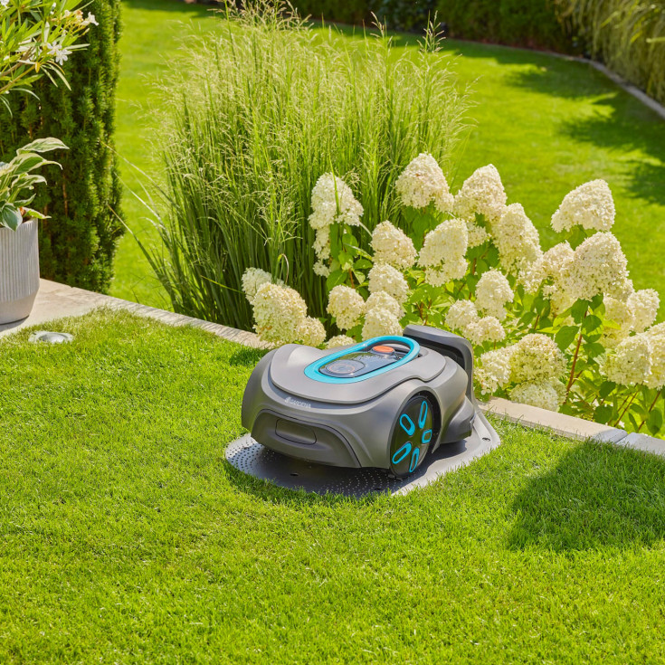 Gardena Sileno robotplæneklipper, med kabel, 1500m², grå