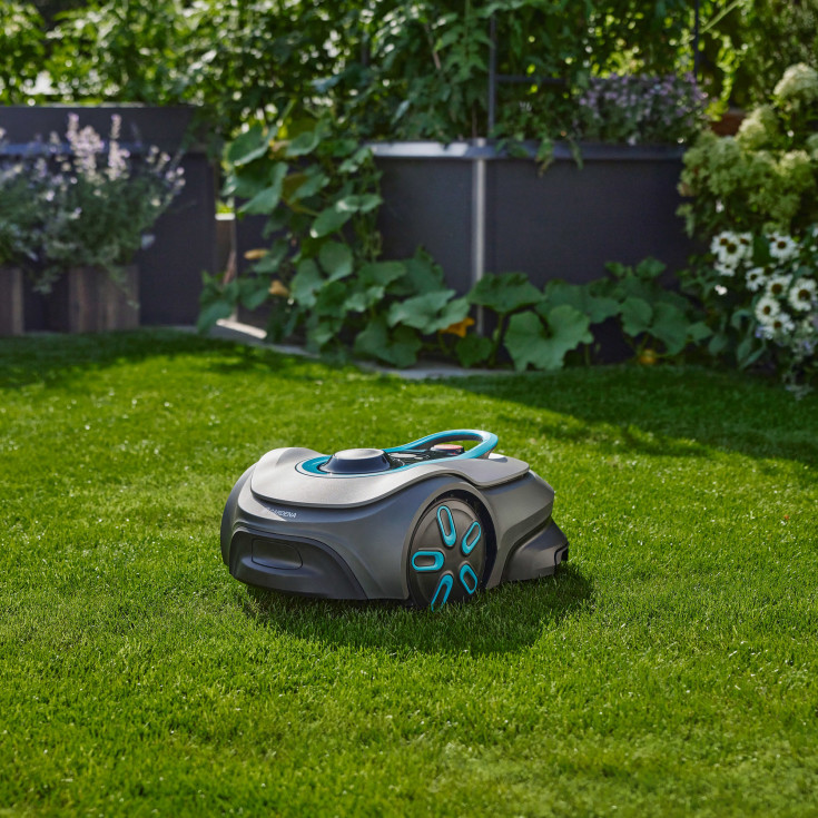 Gardena smart SILENO free robotgressklipper, uten kantledning, LONA™ Intelligence, 700 m²