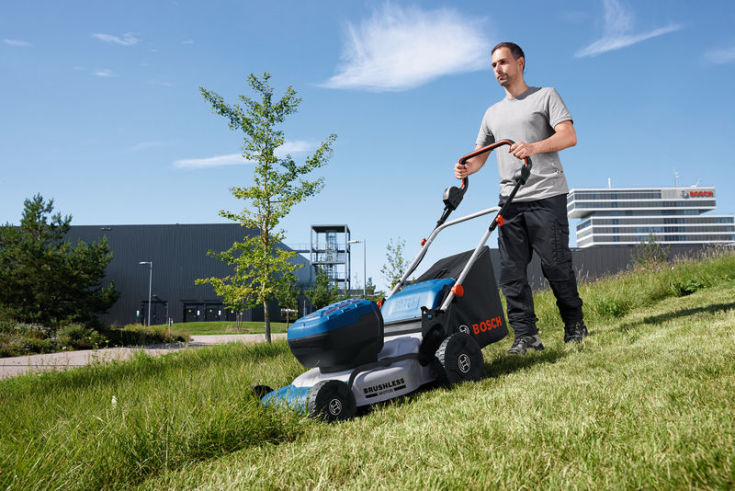 Bosch plæneklipper GRA 18V2-46, solo