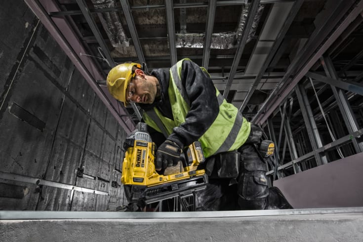 DEWALT 18V XR beton-/stålsømpistol DCN890N-XJ