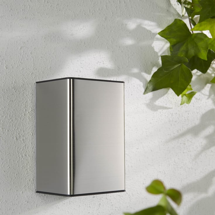 Philips Hue Resonate vägglampa utomhus, aluminium