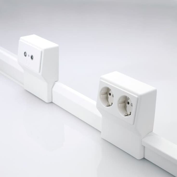 2 meter Rehau golvlist, SL 20/50 mm, vit