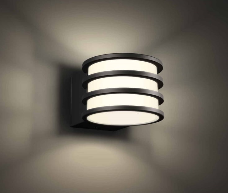 Philips Hue Lucca vägglampa utomhus