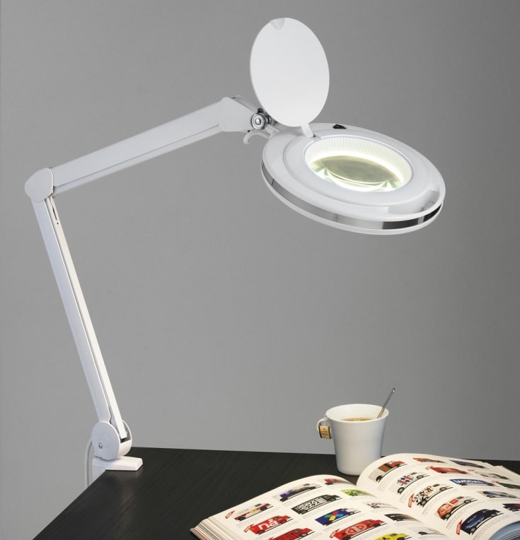 Halo Design Magni Light Lup klemmelampe