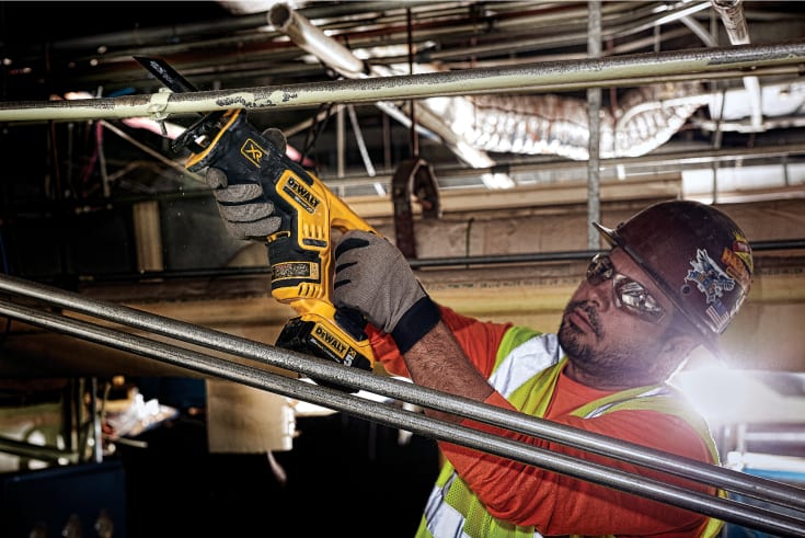 Dewalt DCS367N-XJ batteridrevet bajonettsag