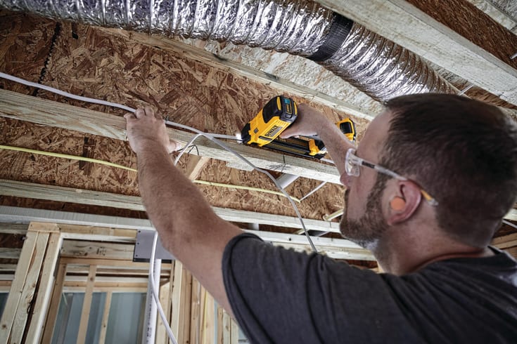 DeWalt 18V XR DCN701N-XJ klammerpistol til kabler, uten batteri
