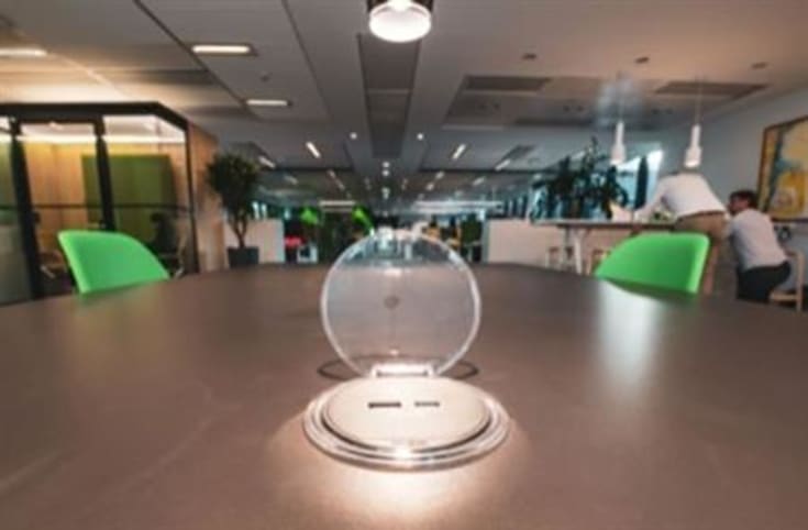Schneider Electric Unica+ bordoplader med USB-A+C, hvid