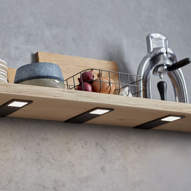 Stella spot i svart, med on/off/dim knapp, 3 spots kit