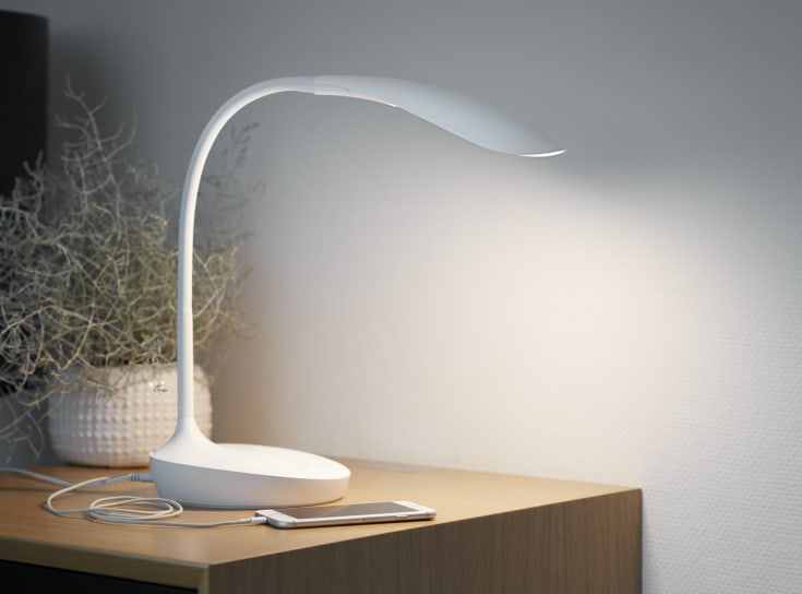 Nielsen Light Samba bordlampe med USB, hvid