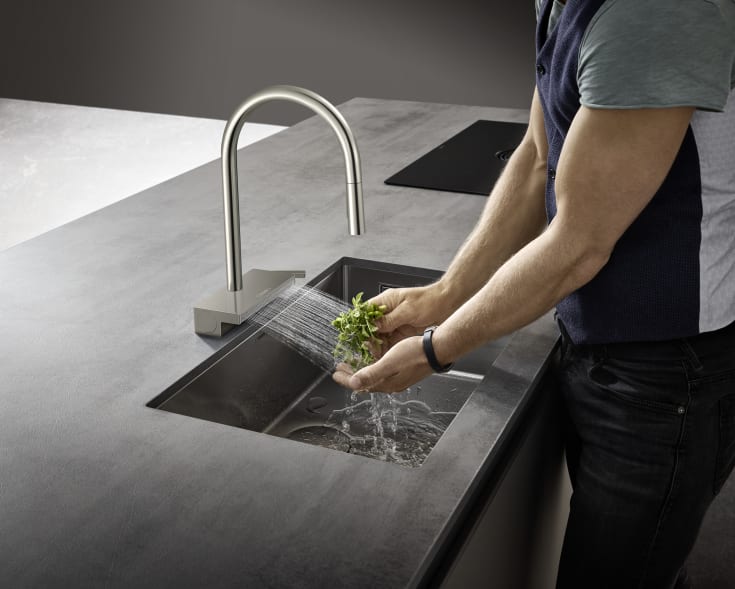 Hansgrohe Aquno Select M81 kjøkkenarmatur, uttrekkbar tut, stål