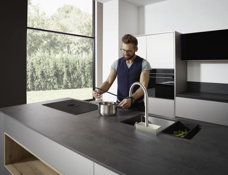 Hansgrohe Aquno Select M81 kjøkkenarmatur, uttrekkbar tut, stål