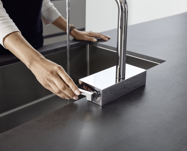 Hansgrohe Aquno Select M81 kjøkkenarmatur, uttrekkbar tut, krom