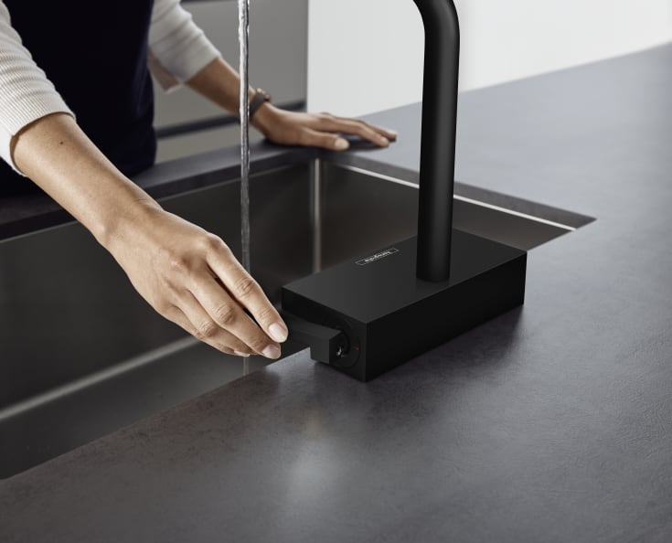 Hansgrohe Aquno Select M81 kjøkkenarmatur, uttrekkbar tut, matt sort
