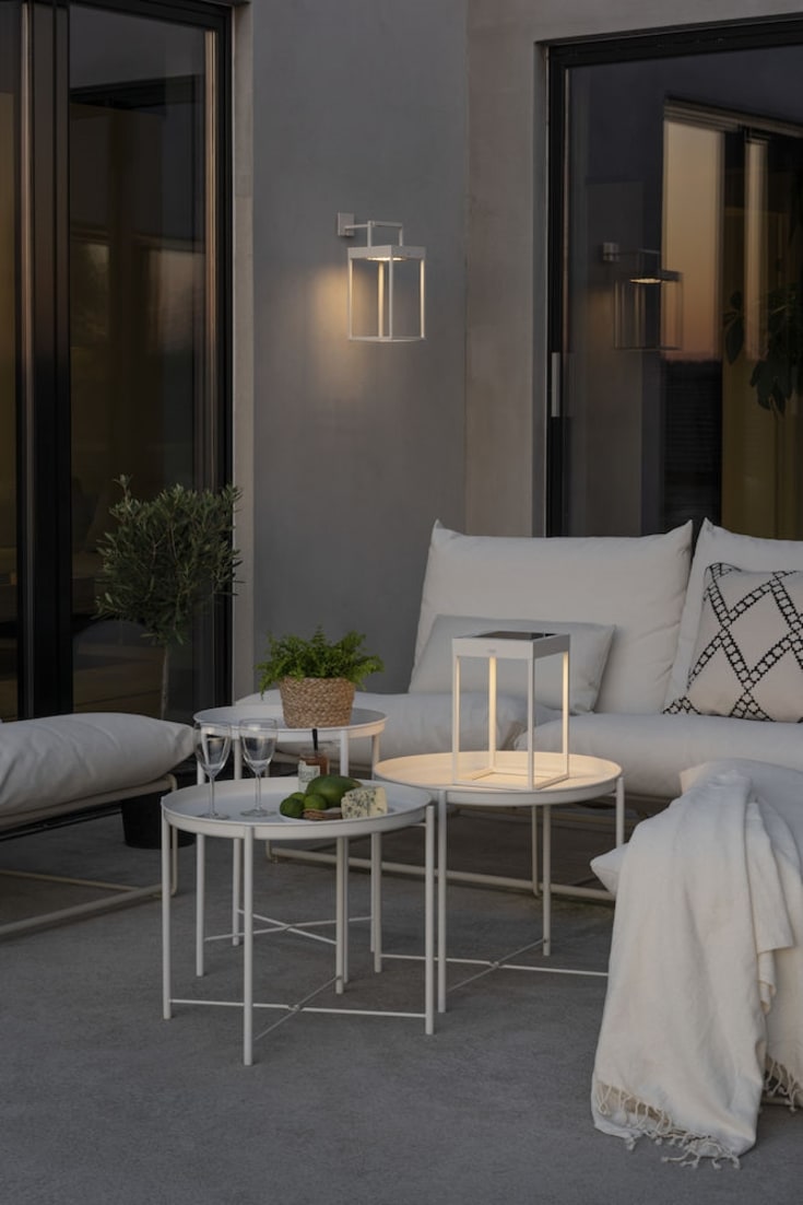 Konstsmide Portofino genopladelig & solcelle bordlampe, hvid