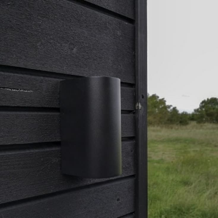 Dyberg Larsen Læsø vägglampa utomhus