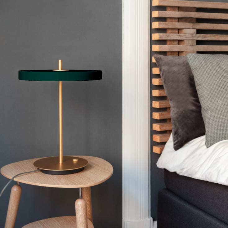 Umage Asteria bordslampa med USB, grön