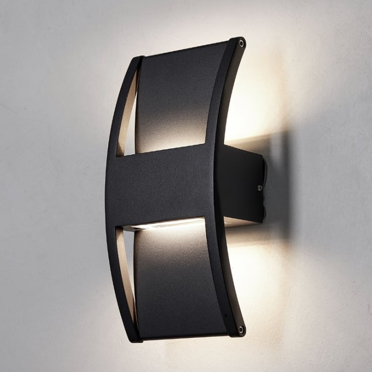 Nielsen Light Lærk utendørs vegglampe, sort