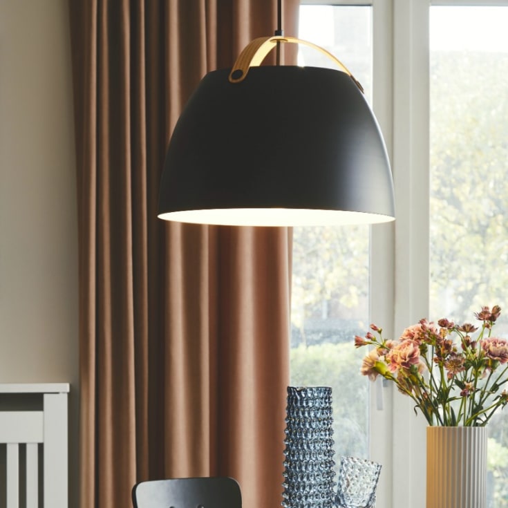 Halo Design Oslo pendellampa, svart, Ø40 cm