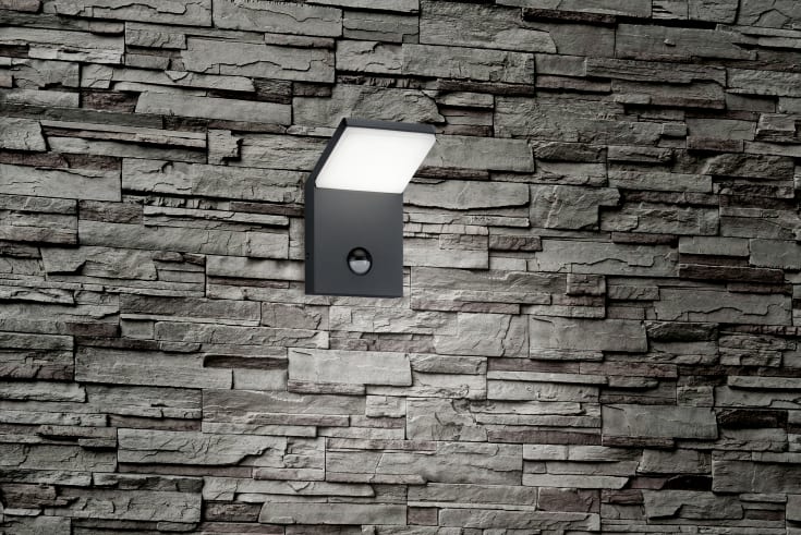Trio Lighting Pearl utendørs vegglampe med sensor