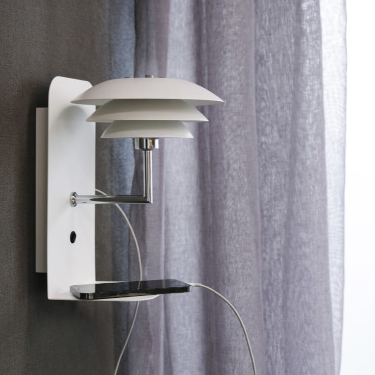 Dyberg Larsen DL20 væglampe med USB, hvid
