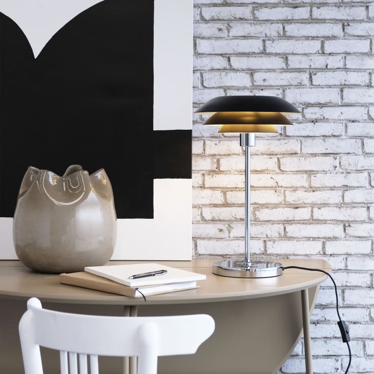 Dyberg Larsen DL31 bordlampe, sort