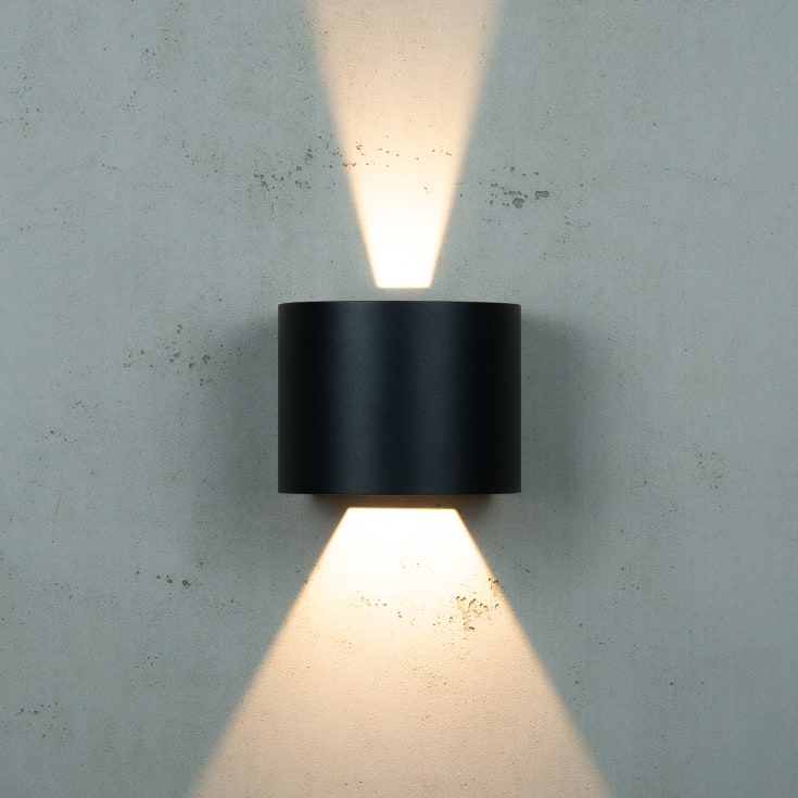 Dyberg Larsen Mars vägglampa utomhus