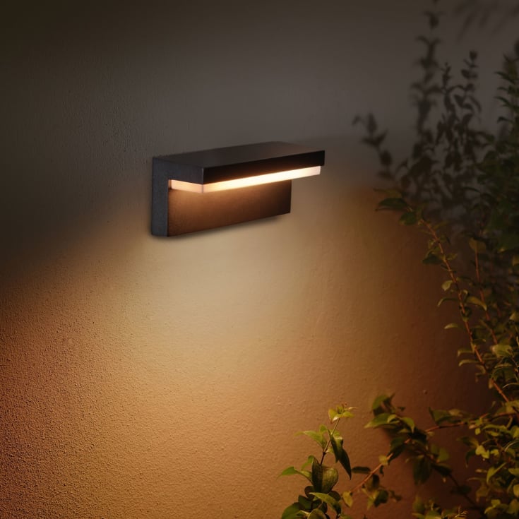 Philips Hue Nyro vägglampa utomhus